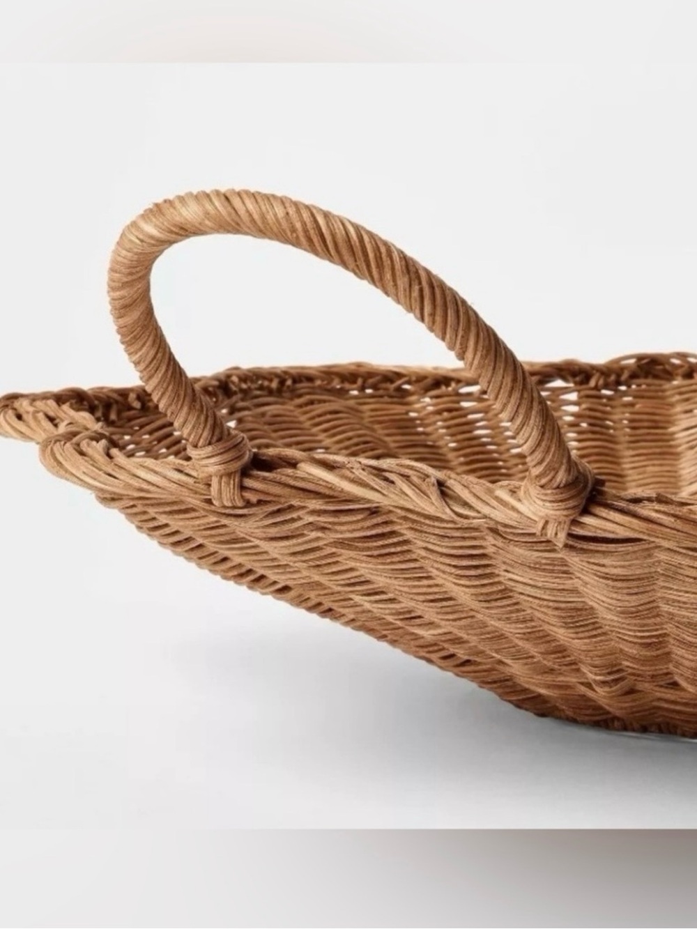 Threshold x Studio McGee Scallop Woven Shallow Bowl Basket Natural NWT - Picture 14 of 15